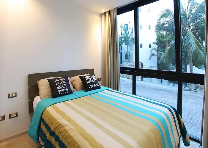 Menesse On The 50m From The Caribbean Ocean By Hola And Land * Playa del Carmen
